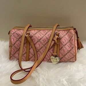 Dooney&bourke bucket purse